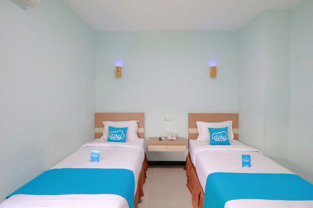 Amaliun Hotel Medan Exterior photo