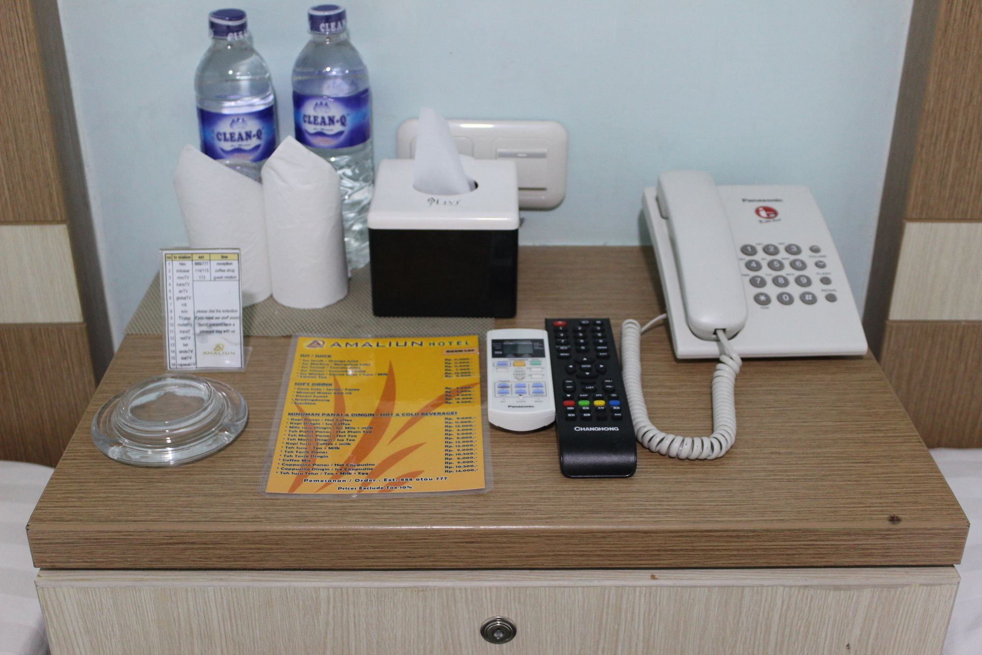 Amaliun Hotel Medan Exterior photo